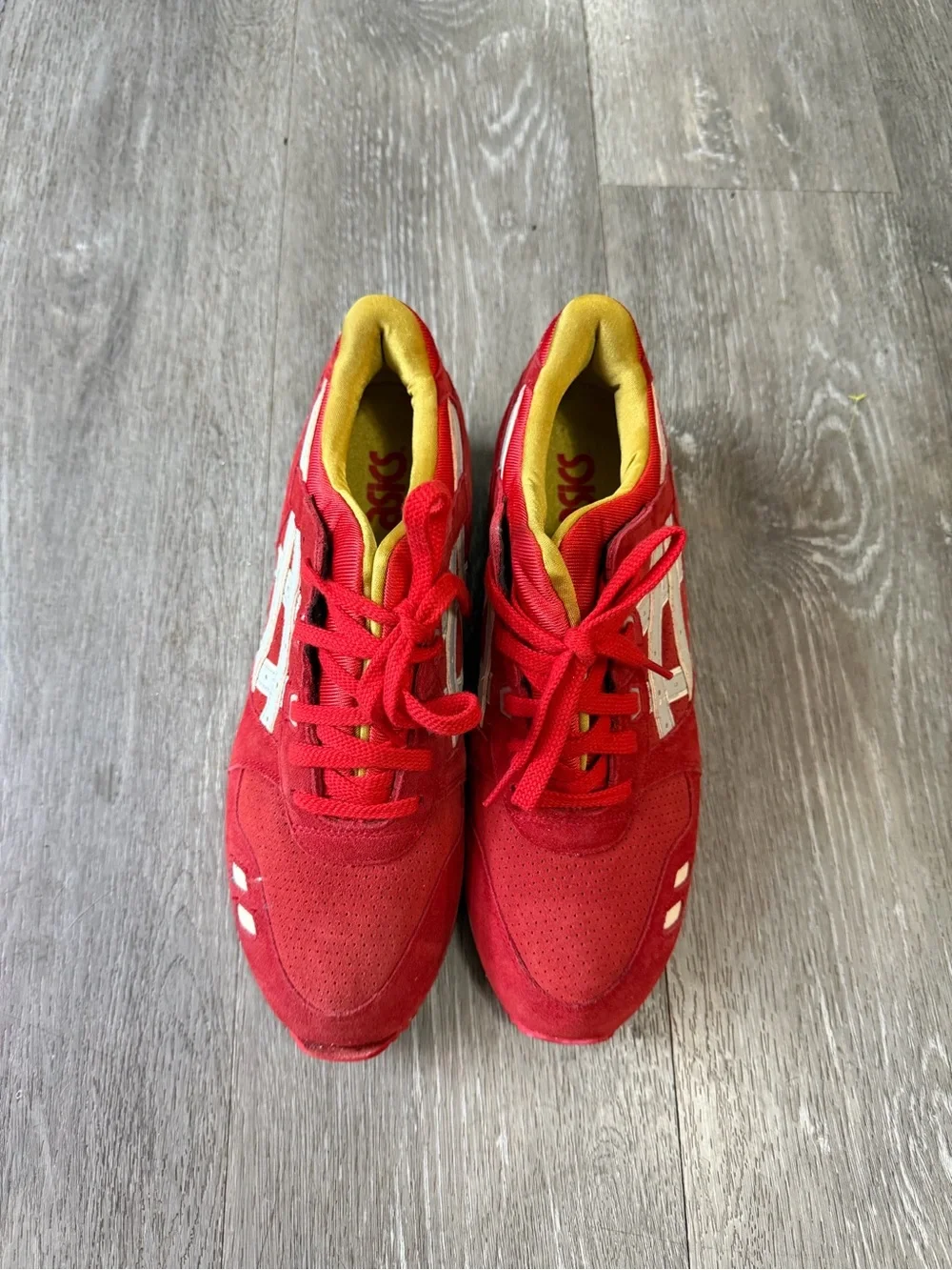 Asics Red and White Suede Trainer with Gold Lining - Picture 3 of 8